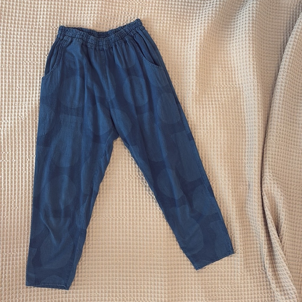 Blue Pants elastic waistband pants. Block
Print